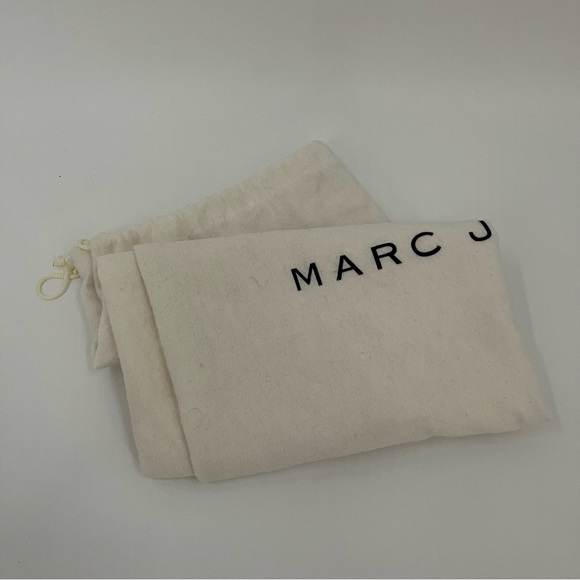 Marc Jacobs 15”x12” leather pleated bag 0234 solid black soft shoulder purse - Picture 15 of 15